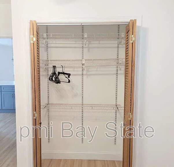 3 Weston St #1 — Photo 18