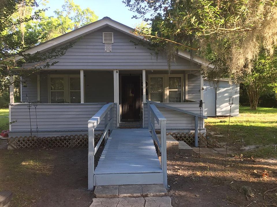1st image of 13070 NE 230th Pl