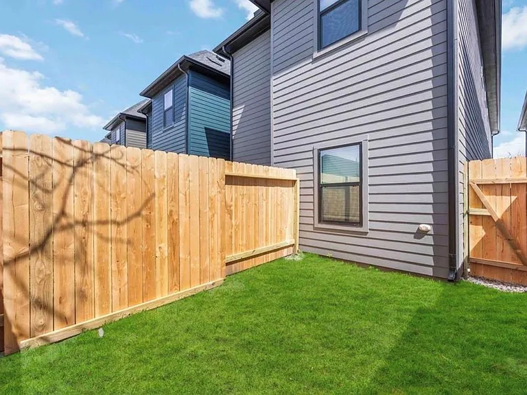 8011 Cora St #A — Photo 14