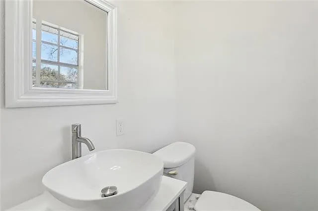 1201 Montgomery St — Photo 11
