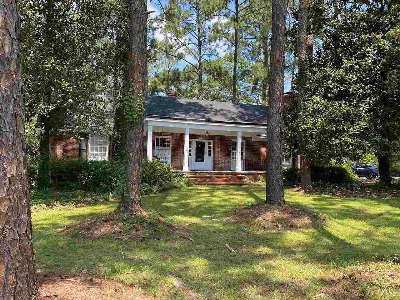 517 N Main St, Statesboro, GA 30458 Zillow