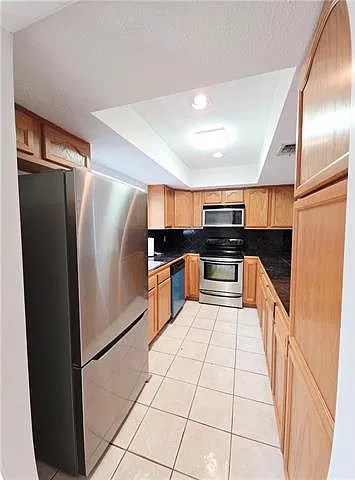 2 bed, 2.5 bath, 1520 sqft, $1,400 — Photo 3