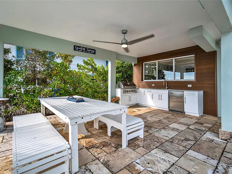 69 Shoreland Dr — Photo 26