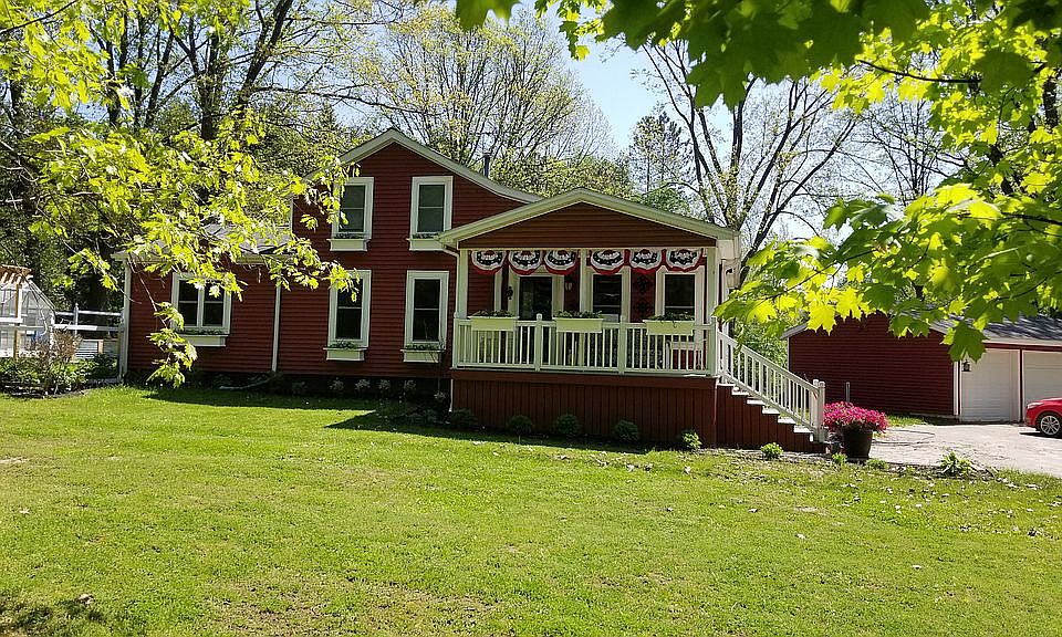 2nd image of 3243 Bishop Rd