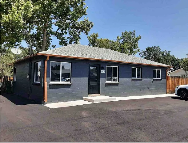 7201 W 1st Ave — Photo 1