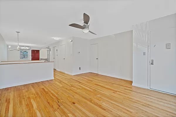 1st image of 454 Franklin Ave
