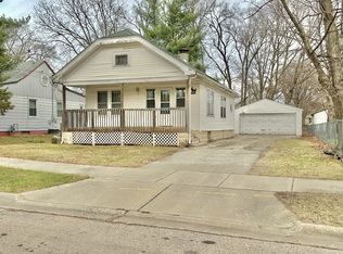 3226 10th St, Rockford, IL 61109
