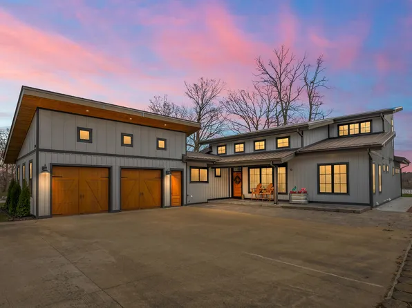 308 Fisher Ct, Berrien Springs, MI 49103