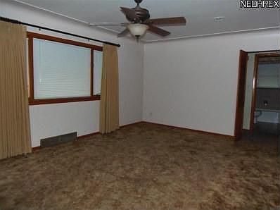 3rd image of 33 Patterson Ct