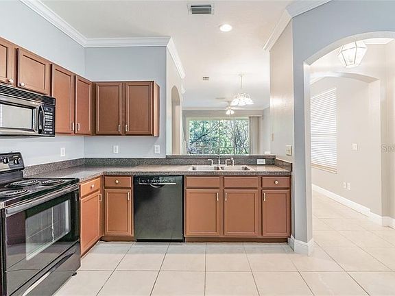 5th image of 11101 Windsor Place Cir
