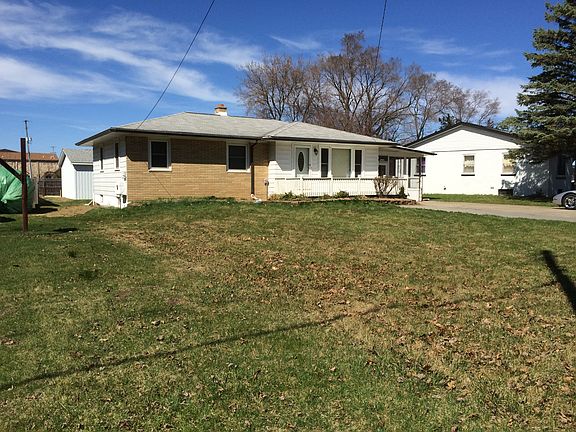 3rd image of 3459 Woodland Ct