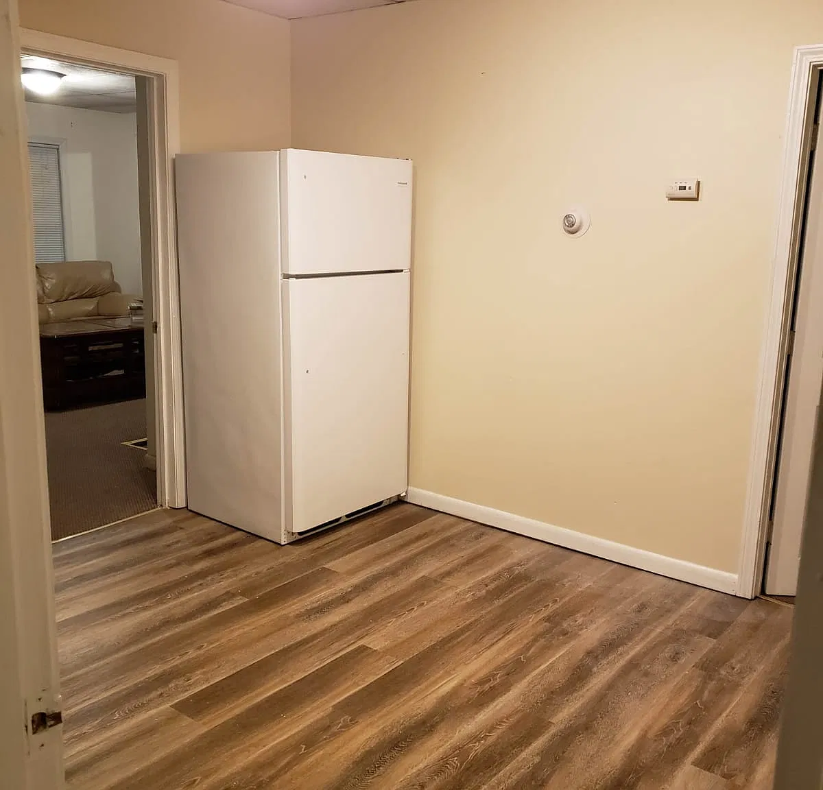 1 bed, 700 sqft, $1,400 — Photo 2