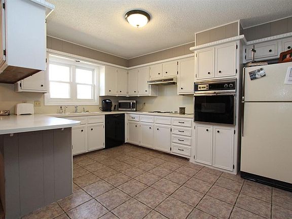4th image of 7010 Elkhart Ave