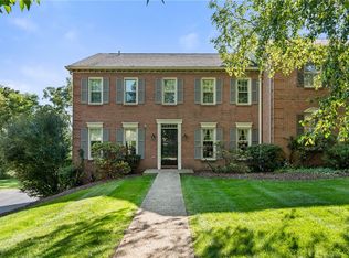 212 Sweet Gum Rd, Pittsburgh, PA 15238