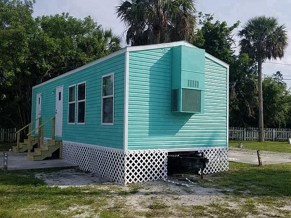 2nd image of 3830 NE Indian River Dr Lot 225