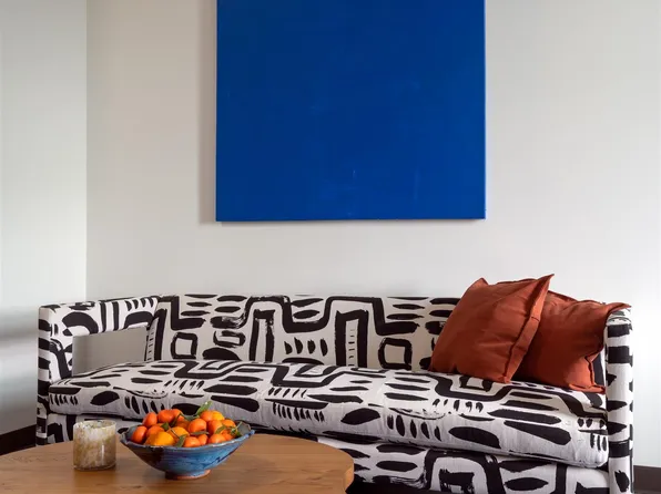 857 Bergen Avenue image 8 of 40