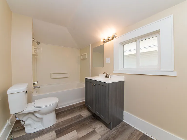 1130 Lafayette Ave SE — Photo 29