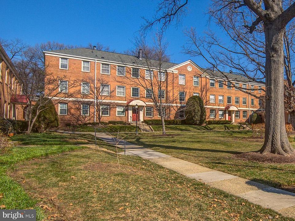 1st image of 2509 Arlington Blvd APT 301