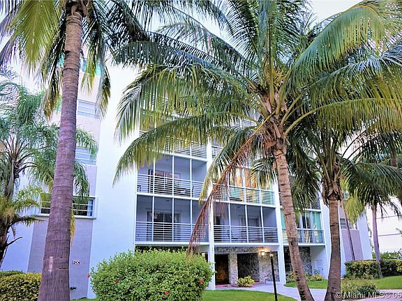 2nd image of 301 Sunrise Dr APT 3C
