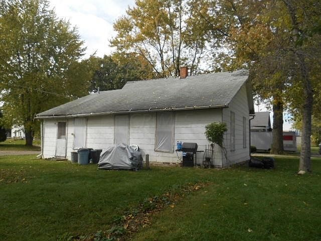 2nd image of 164 Western Ave