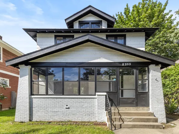 2253 Francis Ave SE, Grand Rapids, MI 49507