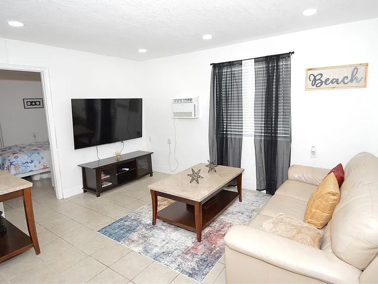 156 146th Ave E #B — Photo 15