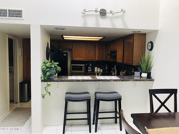 5th image of 34 E Coral Gables Dr
