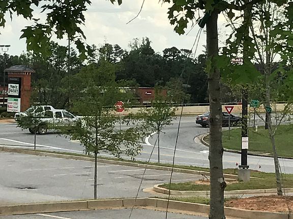 View facing L'ville Suwanee 