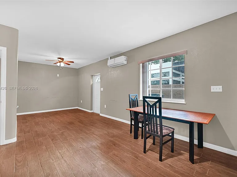 81 NW 41st St — Photo 20