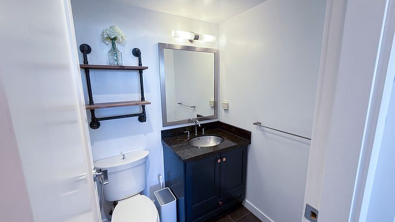 New Westminster Apartment for rent - 2 Bedrooms — photo 10