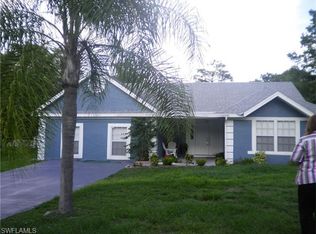 560 4th St SE, Naples, FL 34117