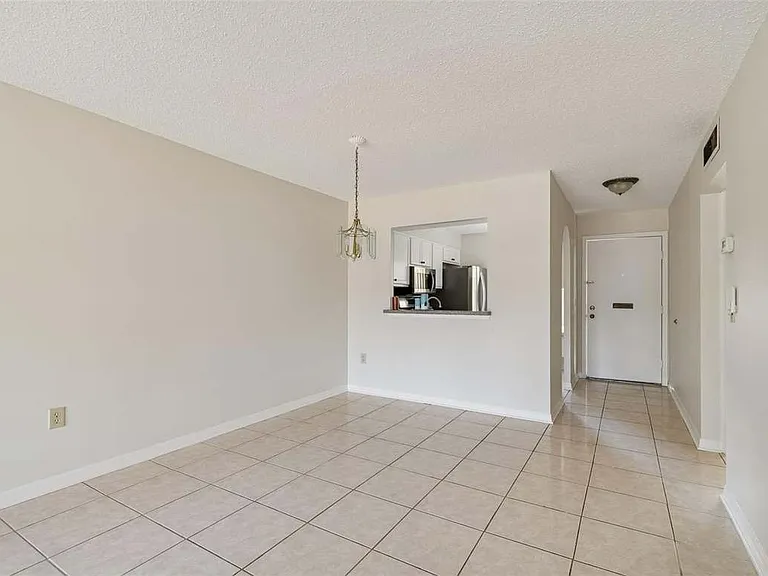 1285 Mission Hills Blvd #36-B — Photo 11