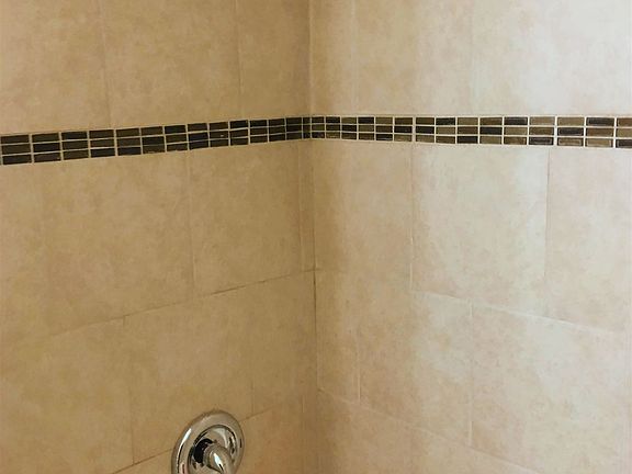 4th image of 1312 E 69th St #1314