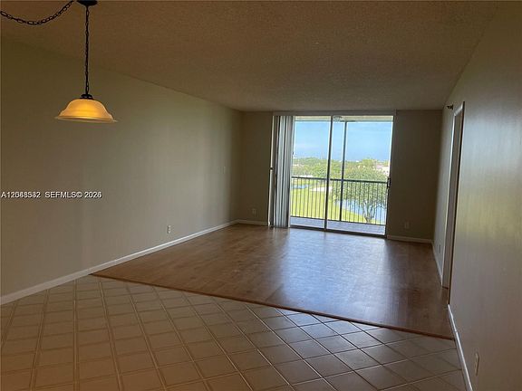 4th image of 3100 W Rolling Hills Cir APT 502