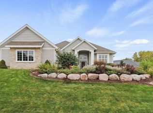 9801 Shadow Ridge Trl, Middleton, WI 53562
