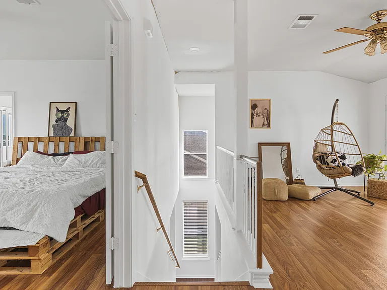 13524 Lyndon B Johnson St — Photo 24