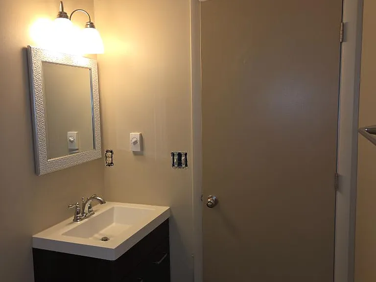 Unit Photo