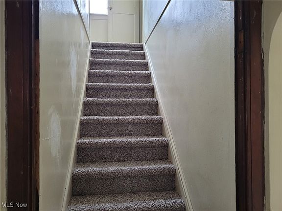 4th image of 732 Wilbur Ave