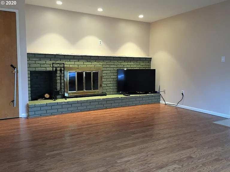 4507 SE Harrison St #1 — Photo 2