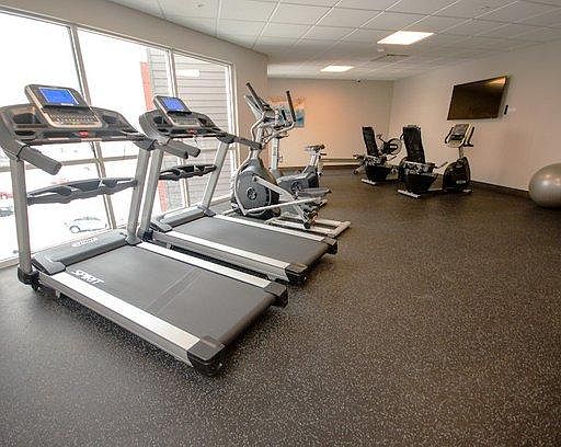 3rd image of 250 S Forest Ave #315