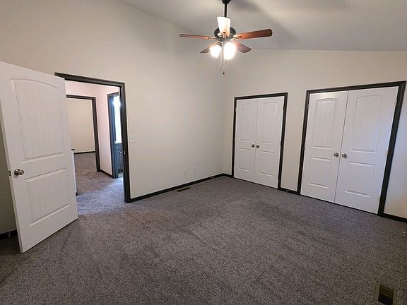 4th image of 585 Birch Hill Dr #24