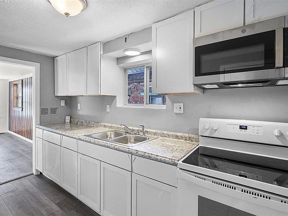 4th image of 7358 Calvin Ave
