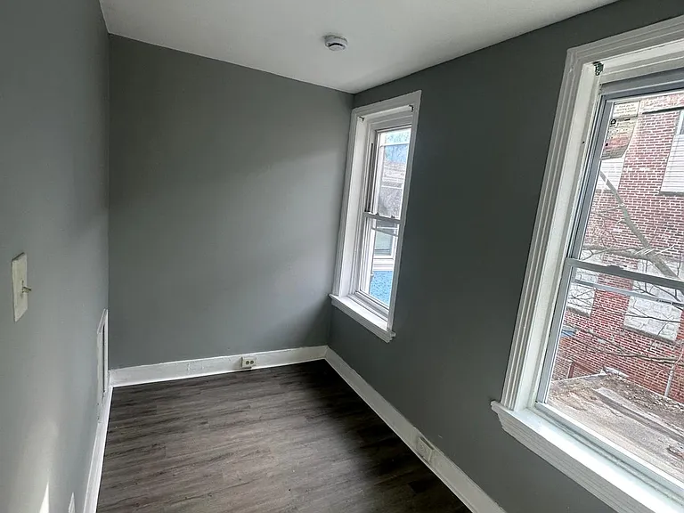 828 Ramona Gonzalez St — Photo 10