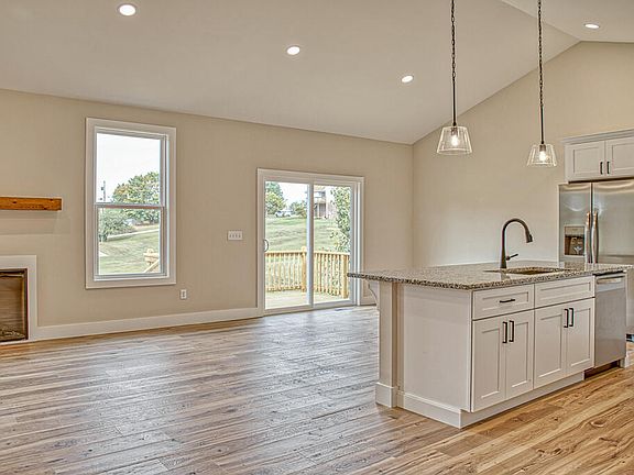 4th image of 3522 Brookstone Dr