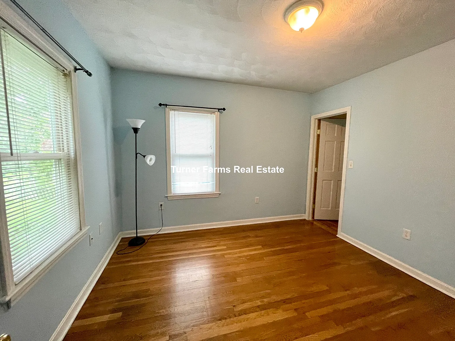 3 bed, 9999 sqft, $4,275 — Photo 3