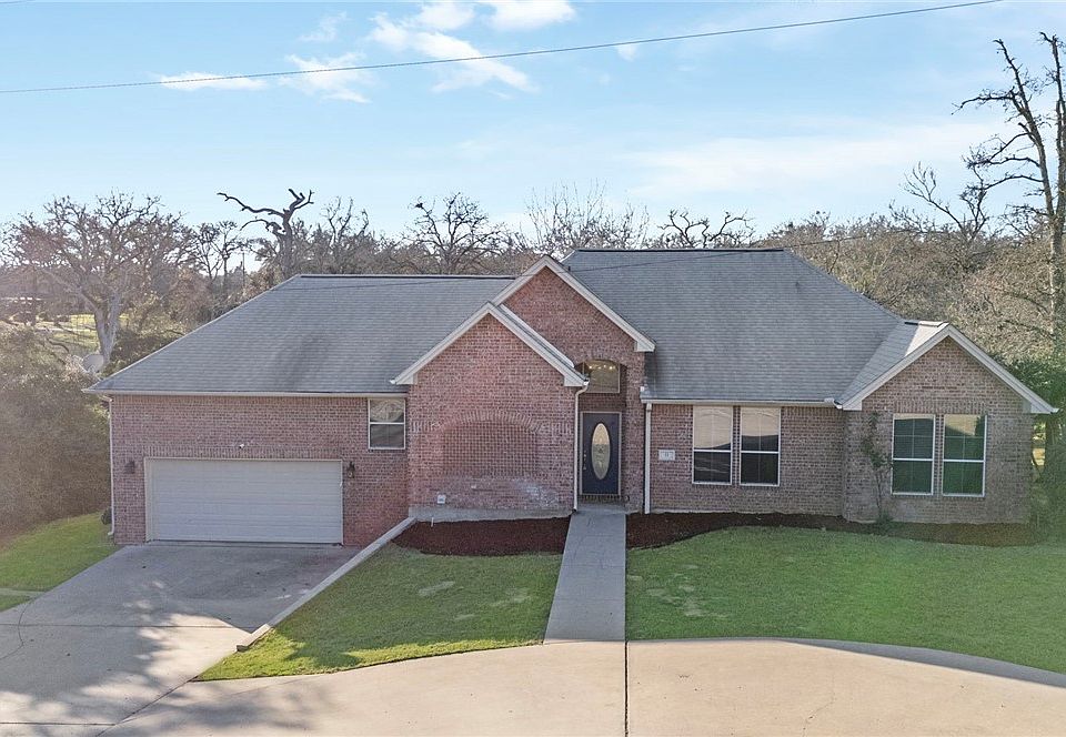 1st image of 11 Arnold Palmer Ln