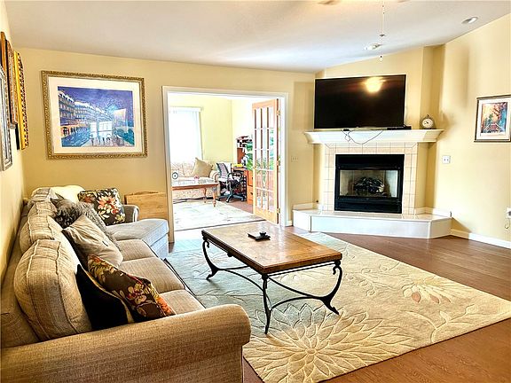 3rd image of 2605 Dunford Way