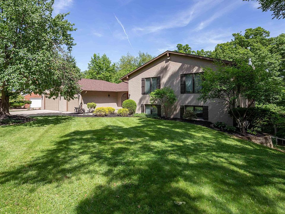 1st image of 14 Velie Dr