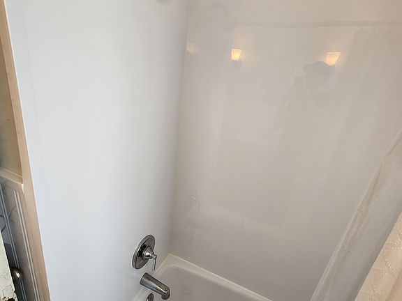 3rd image of 353 Nassau Ave Floor 2