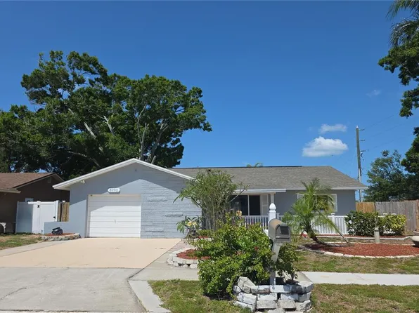 8990 123rd Way, Seminole, FL 33772